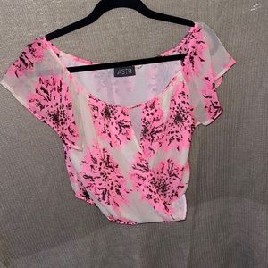 ASTR Pink Flower Crop/Mid Top